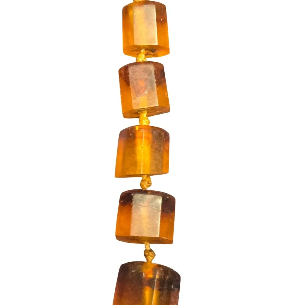 Vintage Amber Tone Faceted Lucite or Acrylic Cube Bead Necklace 26